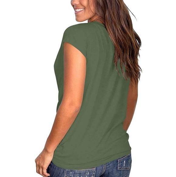 🆕️ ~ Short Cap Sleeve Front Twist Top - Picture 6 of 8